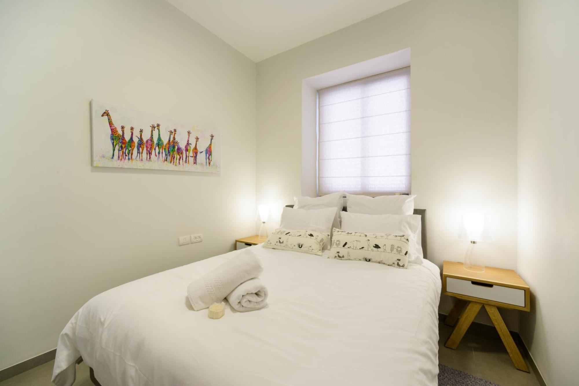 Sunny Luxury Apartments เทลอาวีฟ ภายนอก รูปภาพ