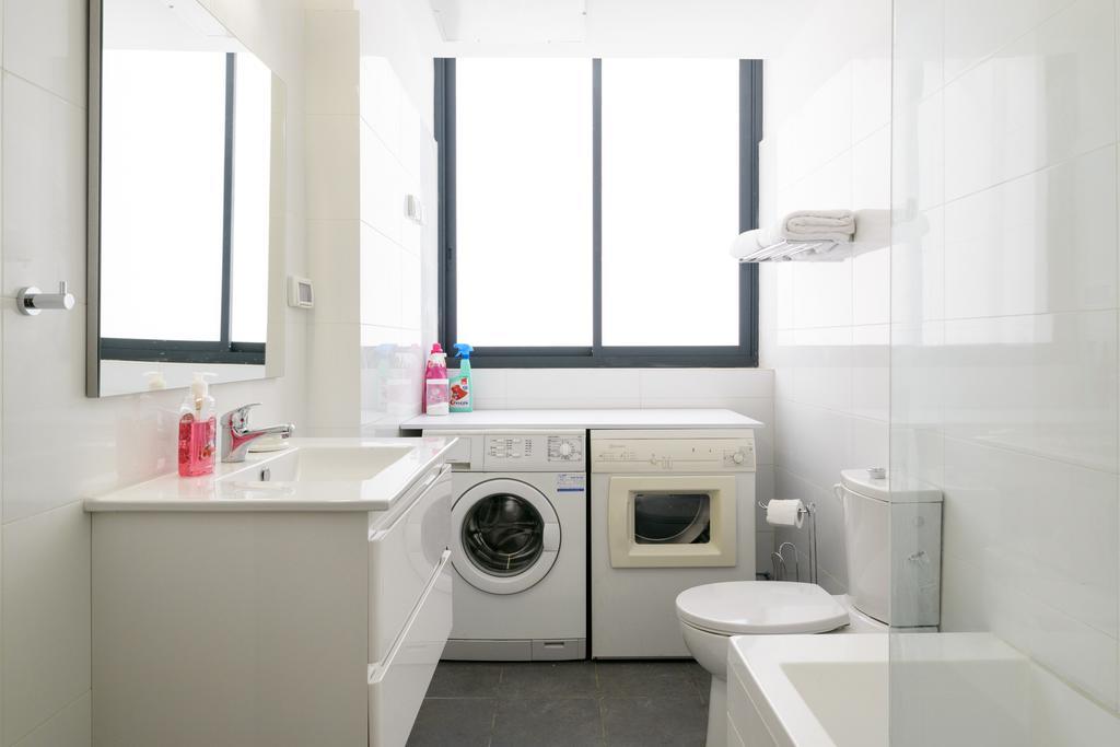 Sunny Luxury Apartments เทลอาวีฟ ภายนอก รูปภาพ