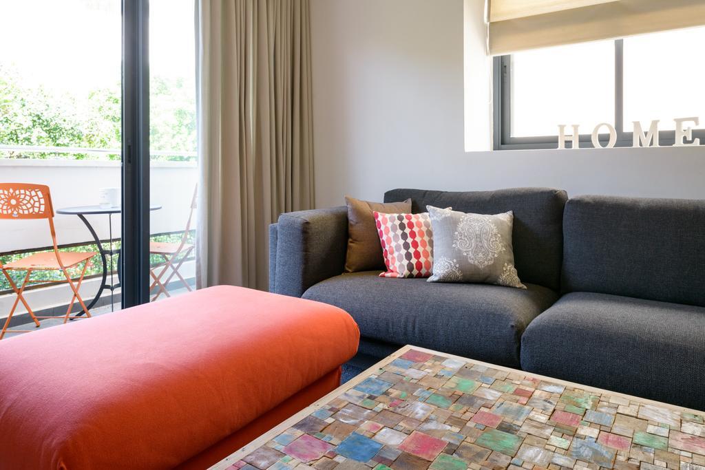 Sunny Luxury Apartments เทลอาวีฟ ภายนอก รูปภาพ