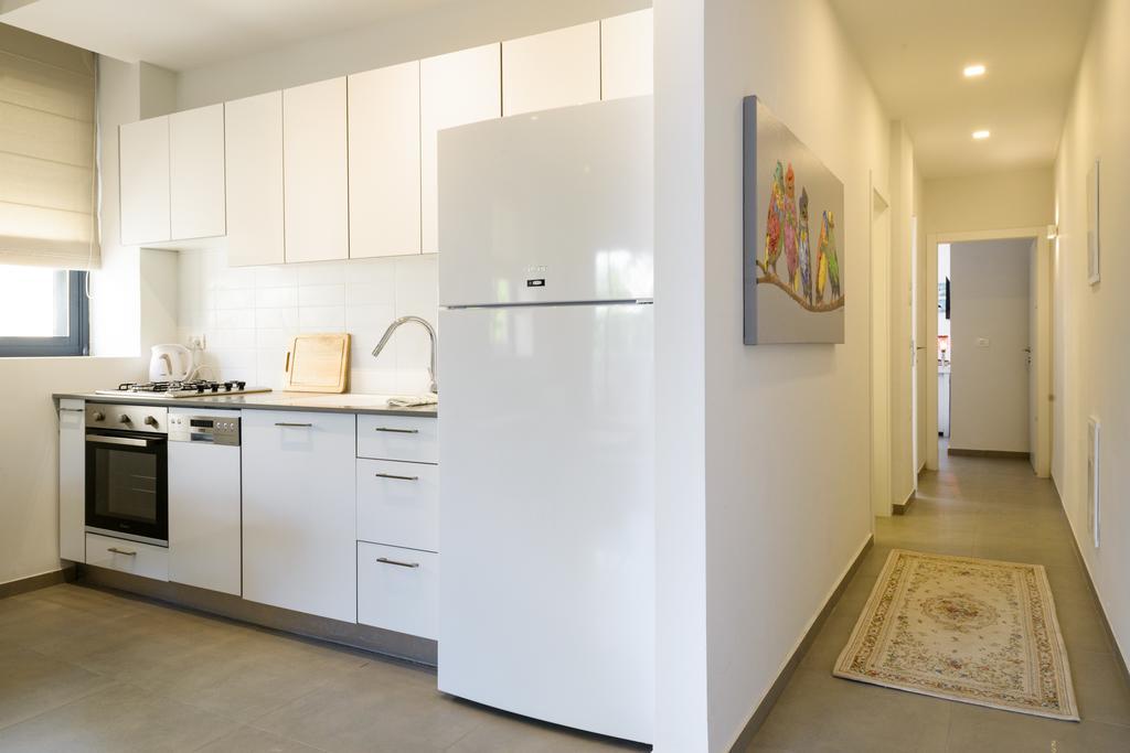 Sunny Luxury Apartments เทลอาวีฟ ภายนอก รูปภาพ
