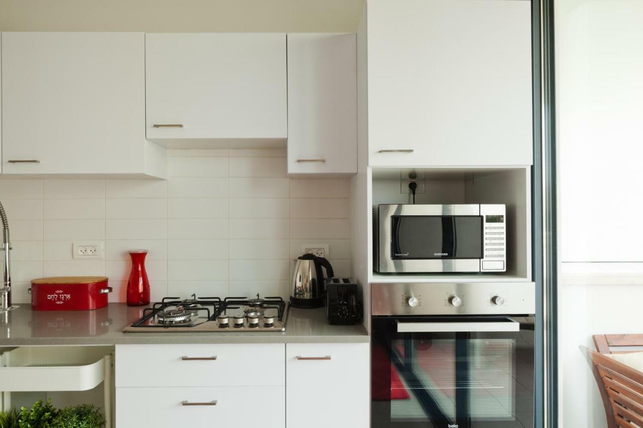 Sunny Luxury Apartments เทลอาวีฟ ภายนอก รูปภาพ