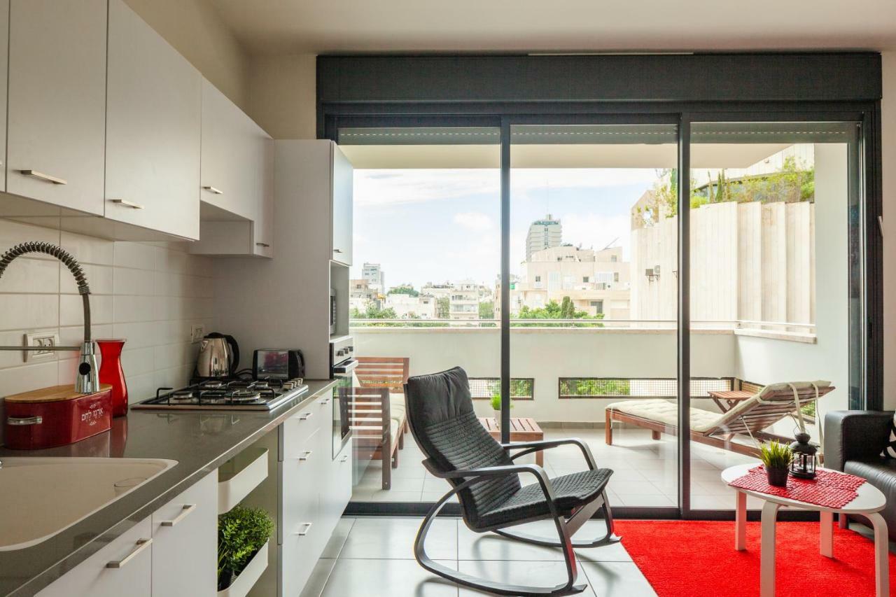 Sunny Luxury Apartments เทลอาวีฟ ภายนอก รูปภาพ