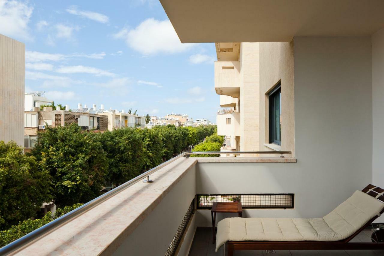 Sunny Luxury Apartments เทลอาวีฟ ภายนอก รูปภาพ